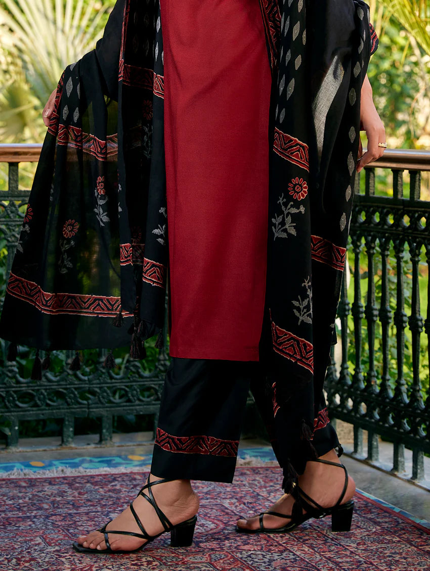 Embroidered Viscose Rayon Suit Set 3860