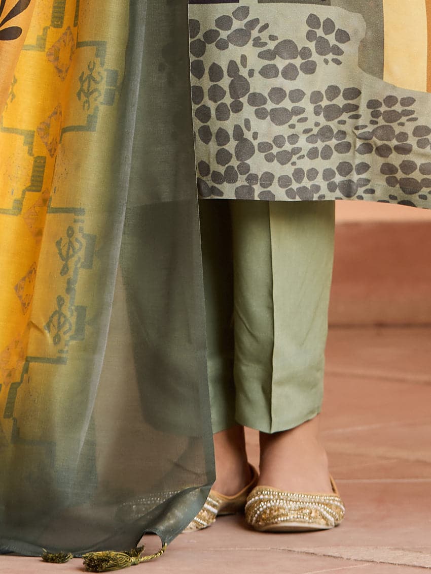 Digitally Printed Viscose Rayon Suit Set 4024