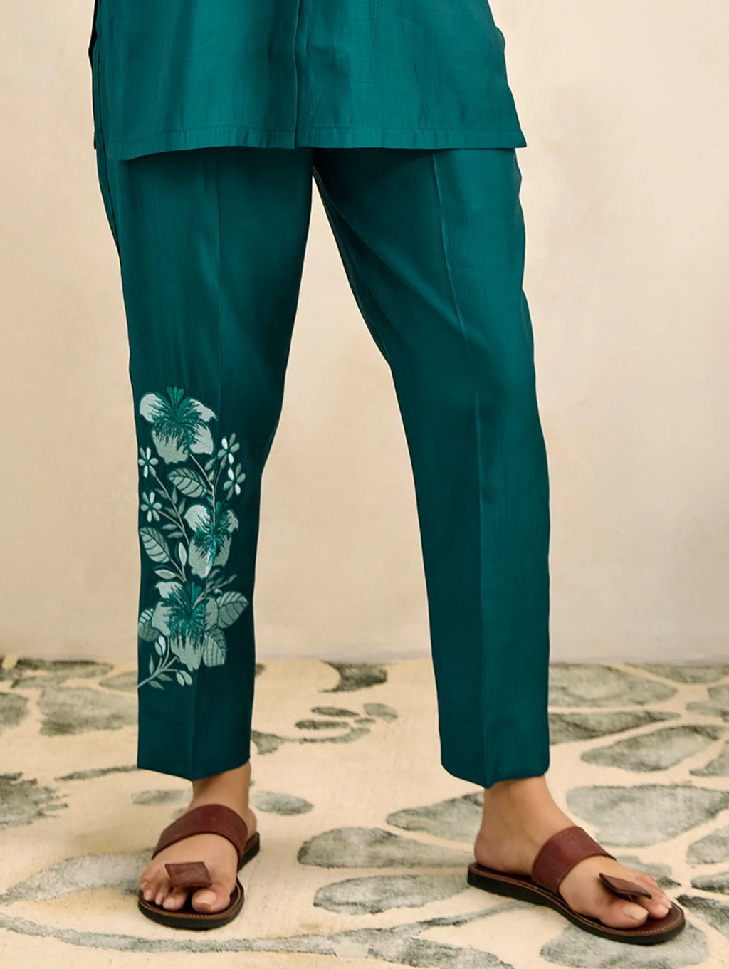 Embroidered Viscose Silk Co-Ord Set 4315