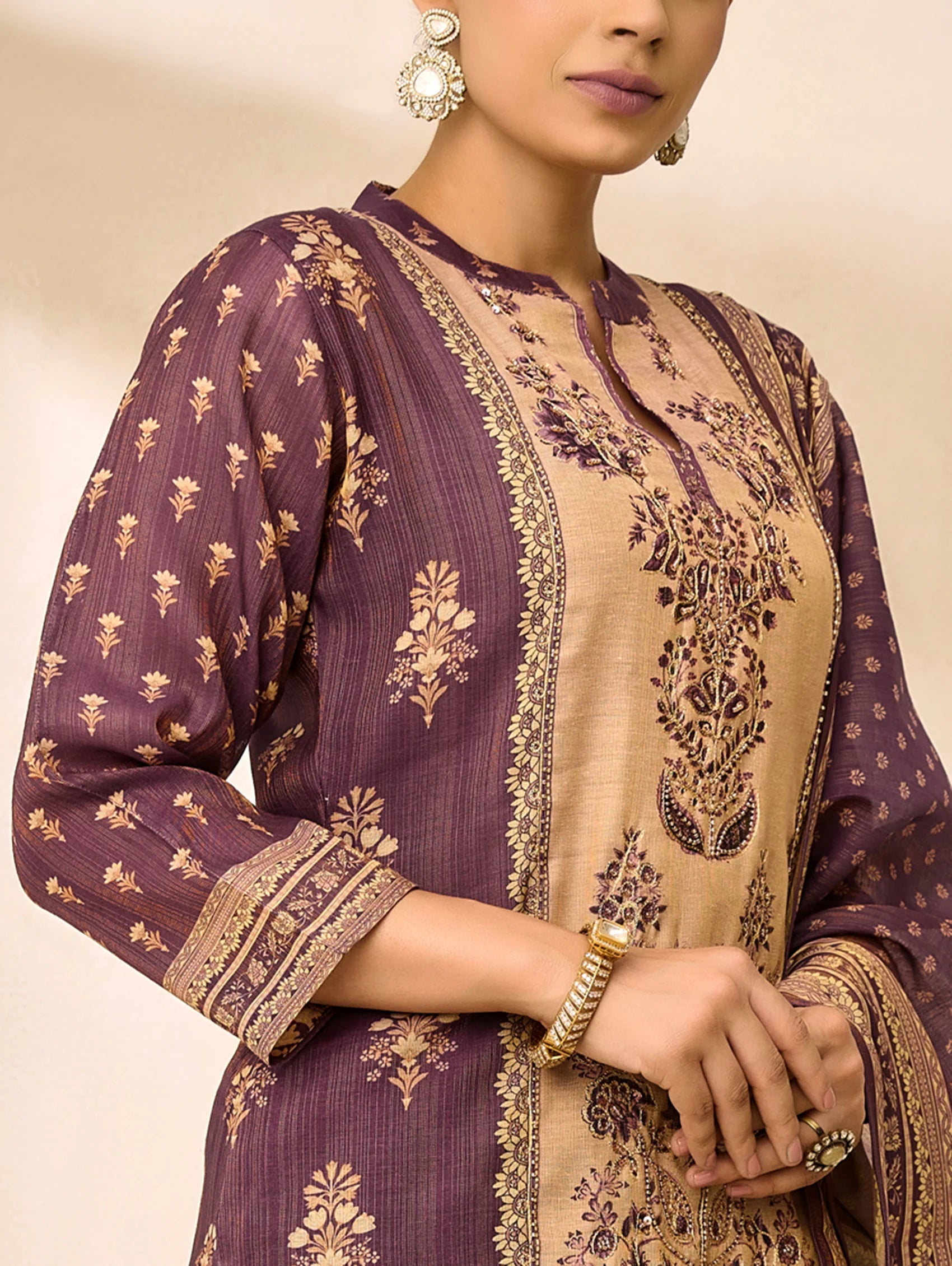 Embellished Shimmer Silk Suit Set 4345