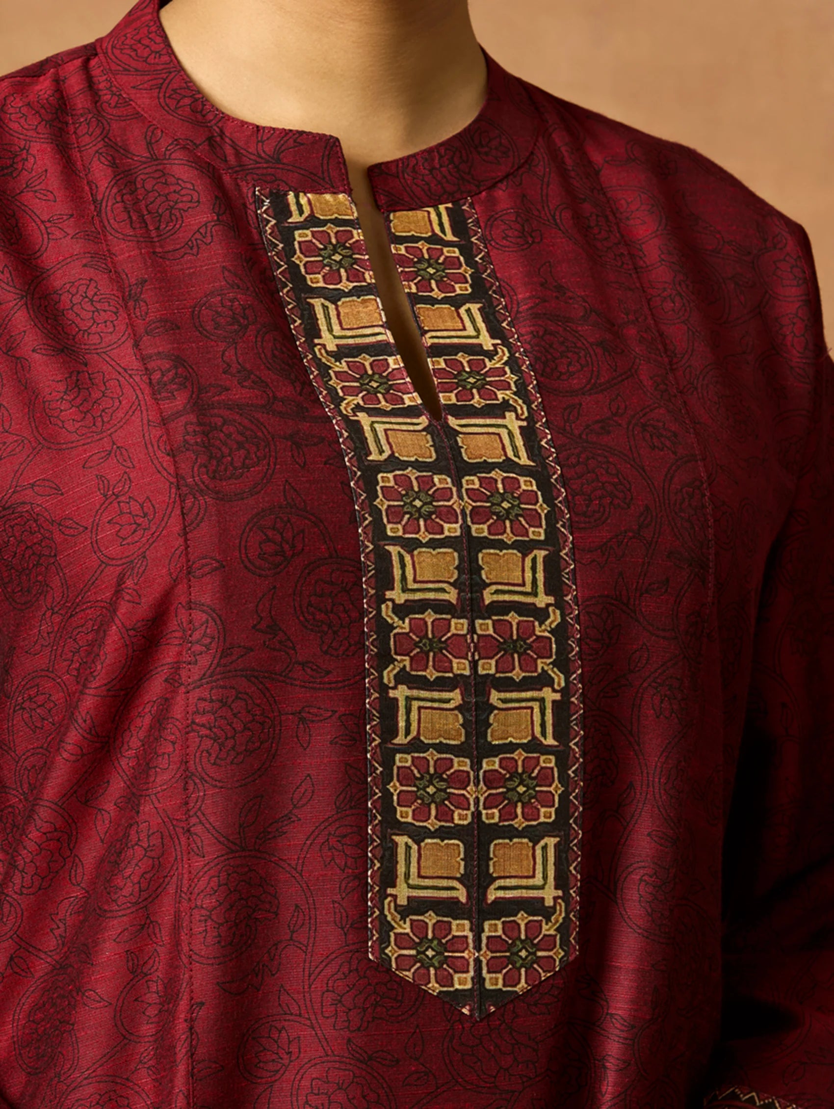 Maroon Printed Silk Blend Straight Kurta