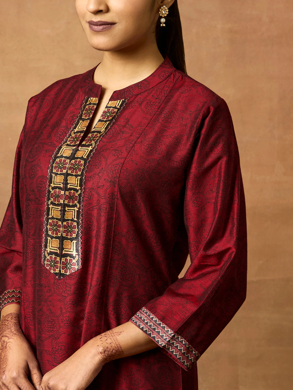 Maroon Printed Silk Blend Straight Kurta