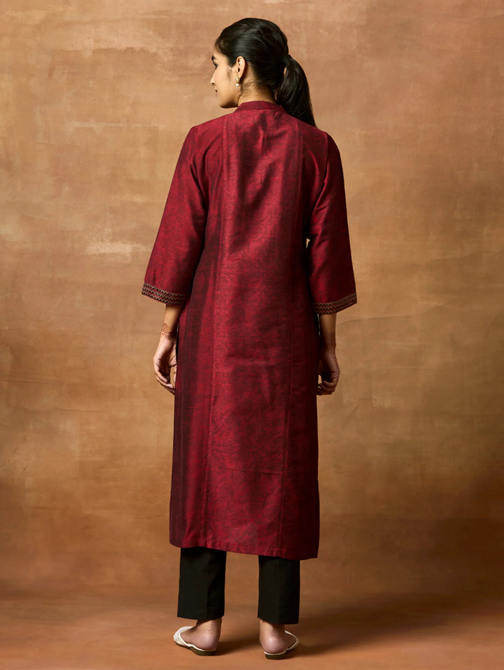 Maroon Printed Silk Blend Straight Kurta