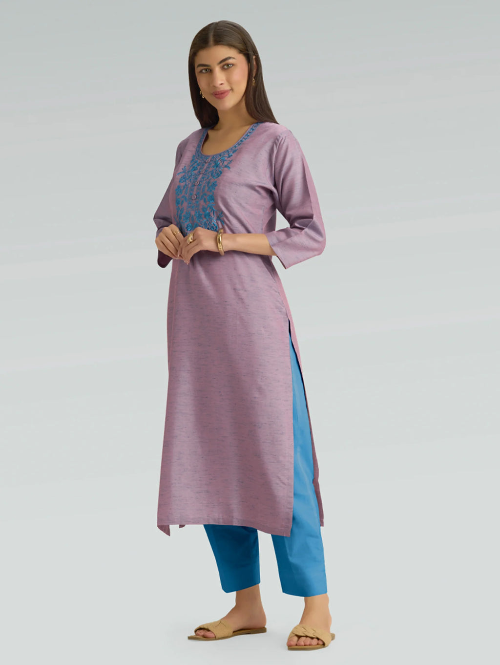 Pastel Purple Floral Embroidered Viscose Kurta