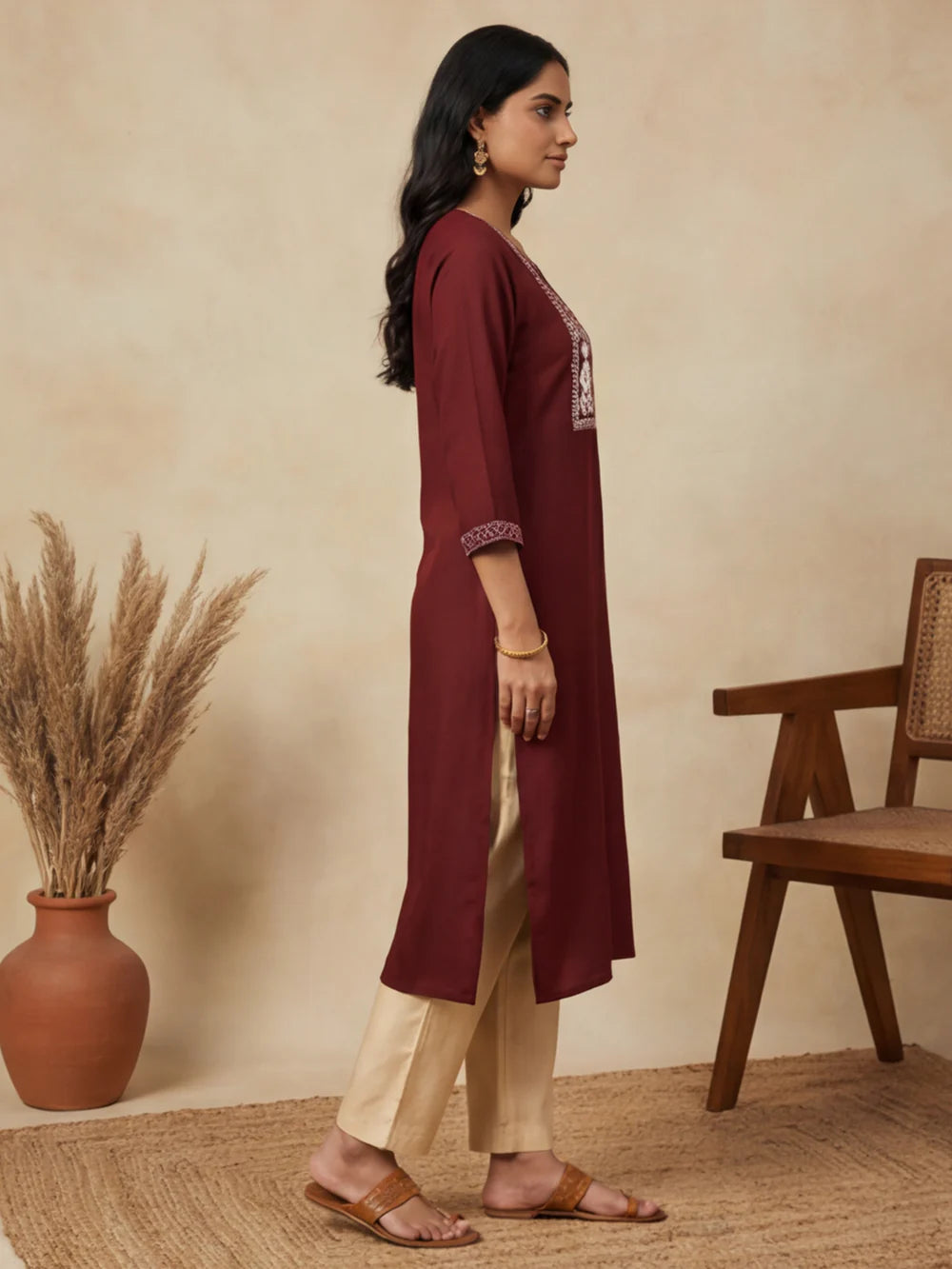 Thread Embroidered Cotton Kurta