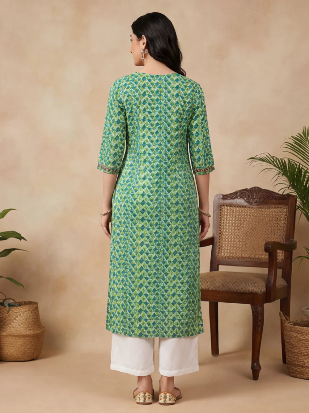 Women Floral Print Pure Cotton Straight Kurta