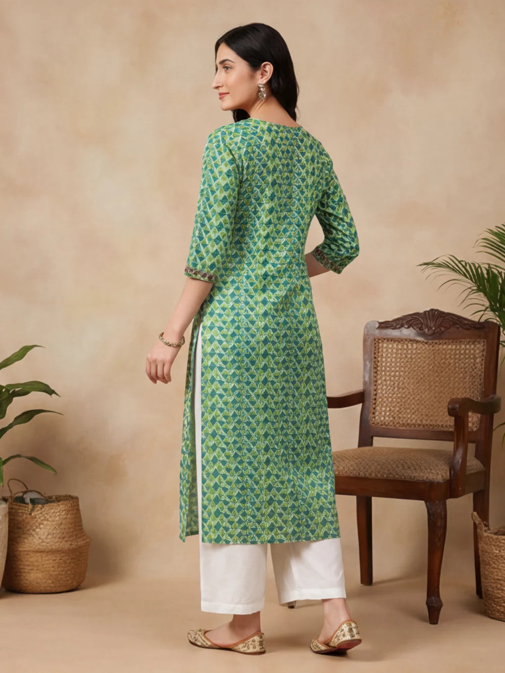 Women Floral Print Pure Cotton Straight Kurta