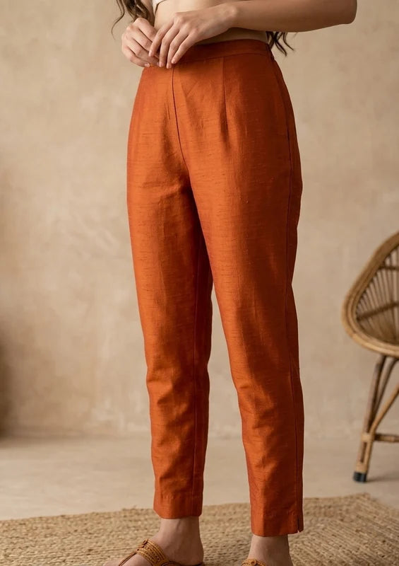 Orange Soft Raw Silk Threadwork Straight Kurta With Pant Regular And Dupatta