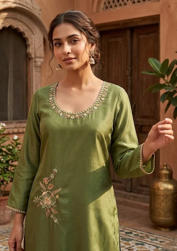 Mehendi Semi Crepe Threadwork Straight Kurta With Pant Regular And Dupatta