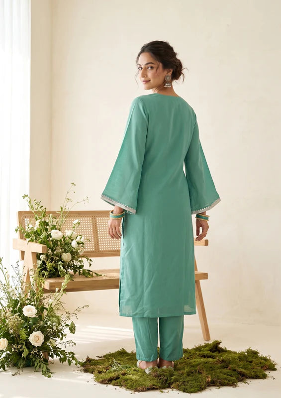 Sea Green Soft Raw Silk Threadwork Straight Kurta With Regular Pant And Dupatta