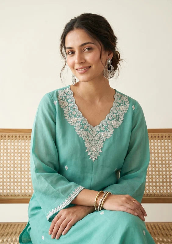 Sea Green Soft Raw Silk Threadwork Straight Kurta With Regular Pant And Dupatta