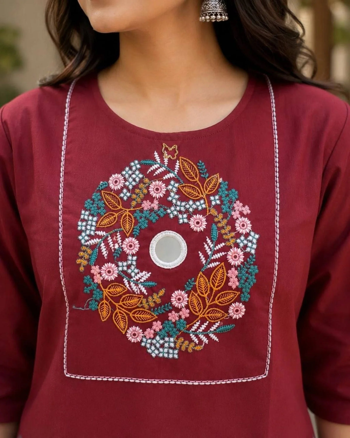 Durable Maroon Rayon Cotton Kurti Set With Mirror Work And Pocket Design