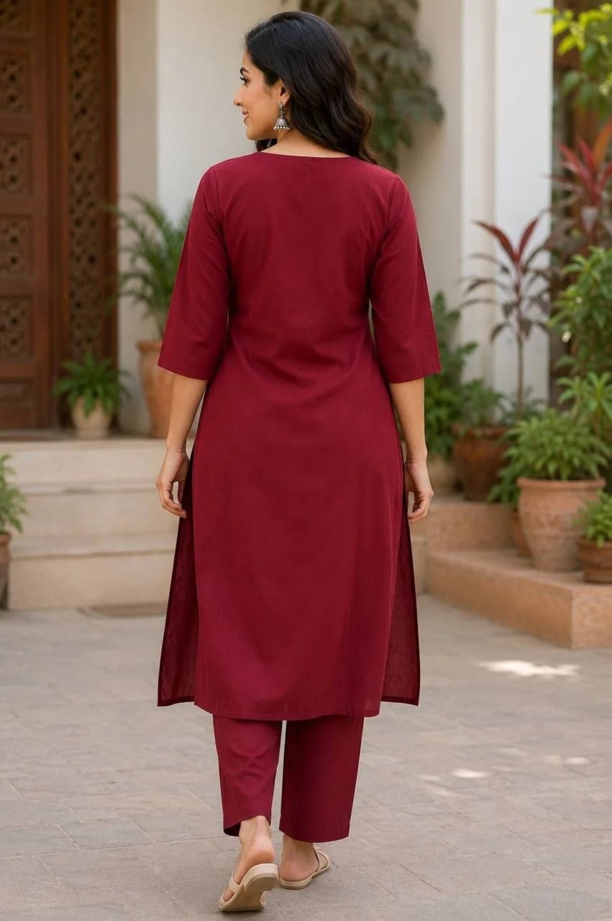 Durable Maroon Rayon Cotton Kurti Set With Mirror Work And Pocket Design